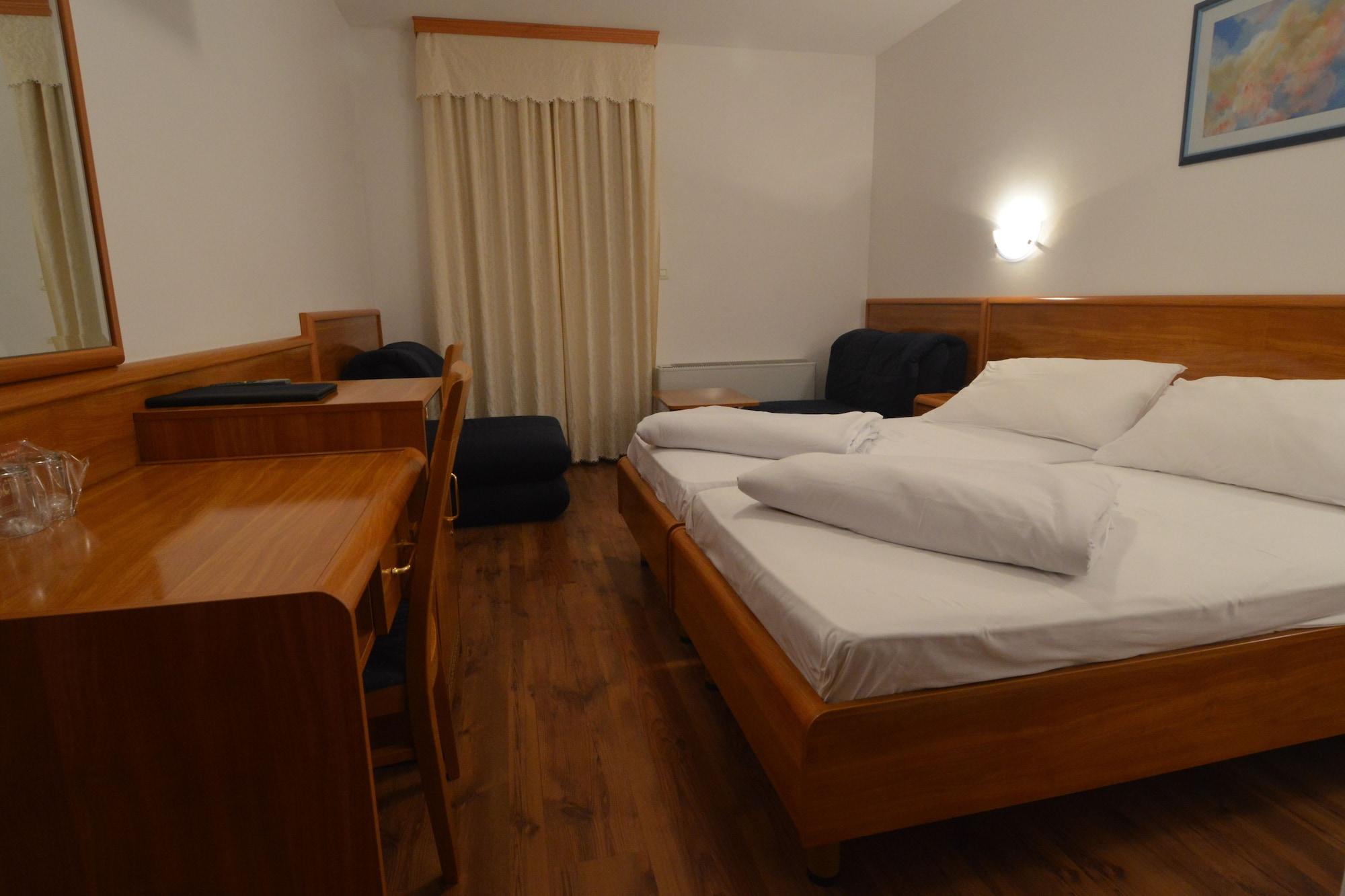 Hotel Villa Letan Fažana Εξωτερικό φωτογραφία