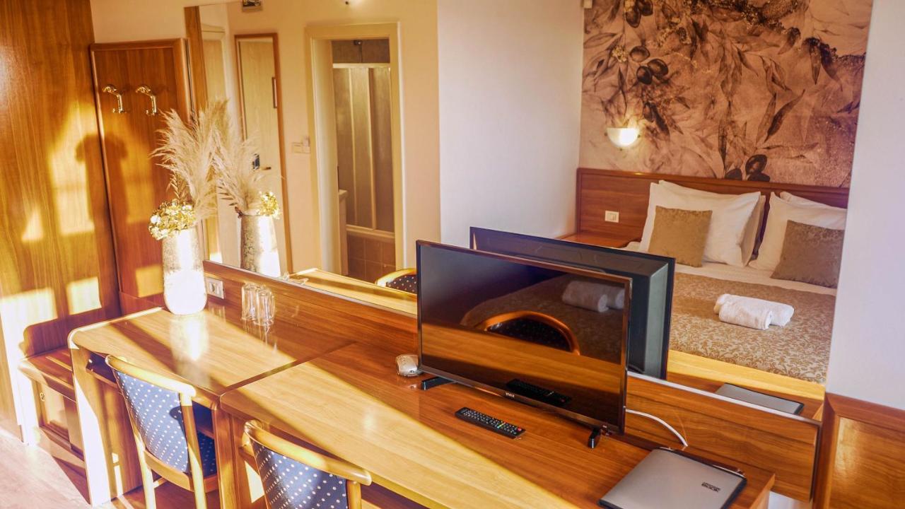 Hotel Villa Letan Fažana Εξωτερικό φωτογραφία